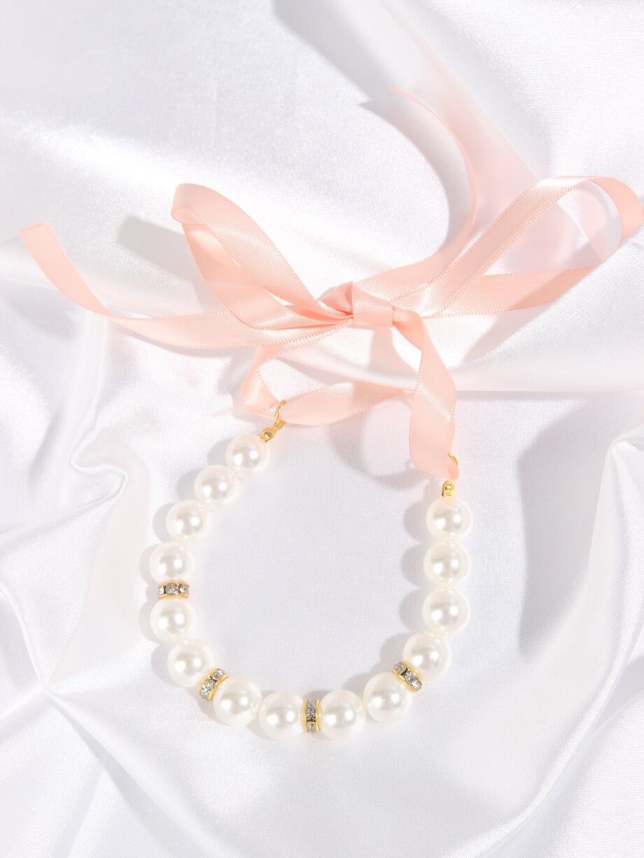 Faux Pearl necklace collar