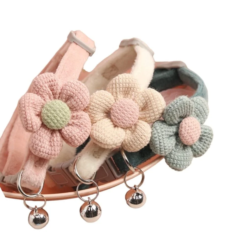 Flower & Bell collar